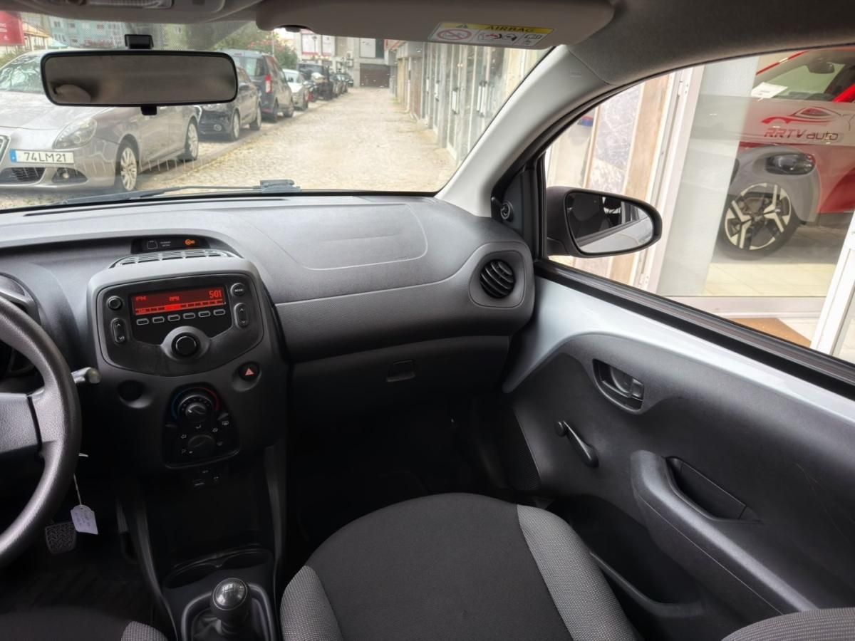 peugeot-108-2015-gasolina-998cc