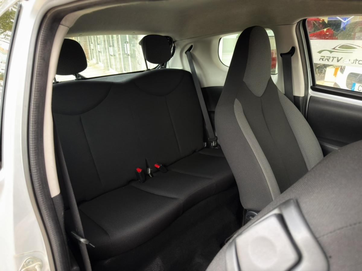 peugeot-108-2015-gasolina-998cc