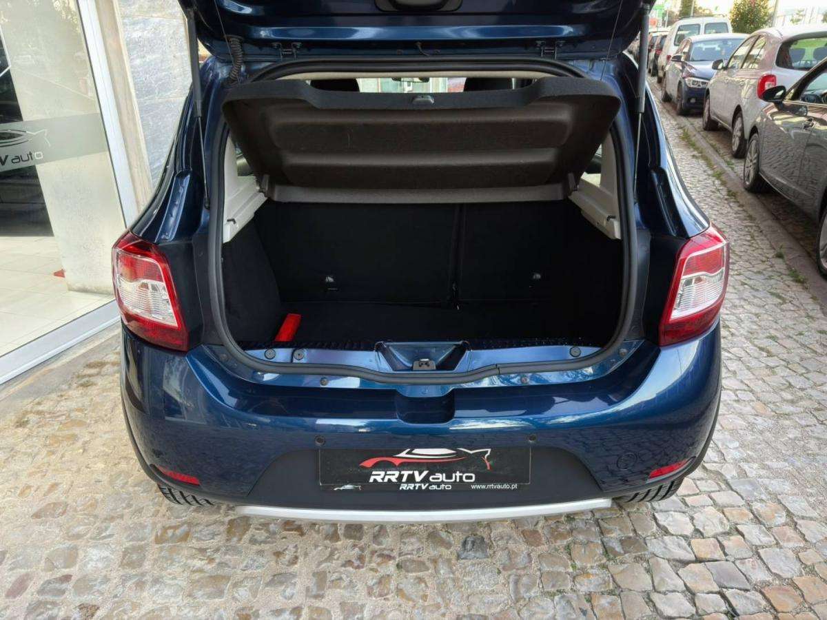 dacia-sandero-2016-gasolina-898cc