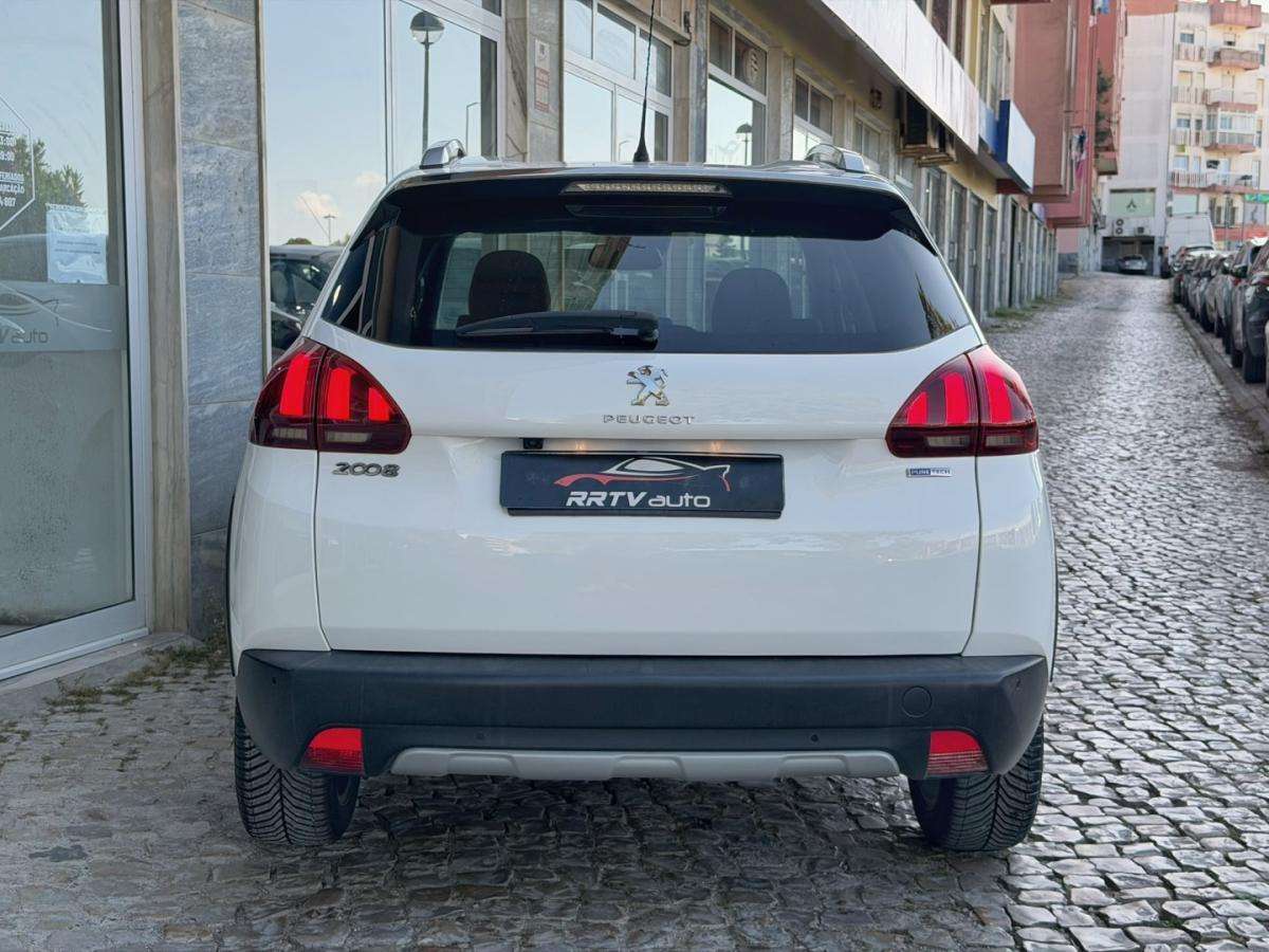 peugeot-2008-2017-gasolina-1199cc