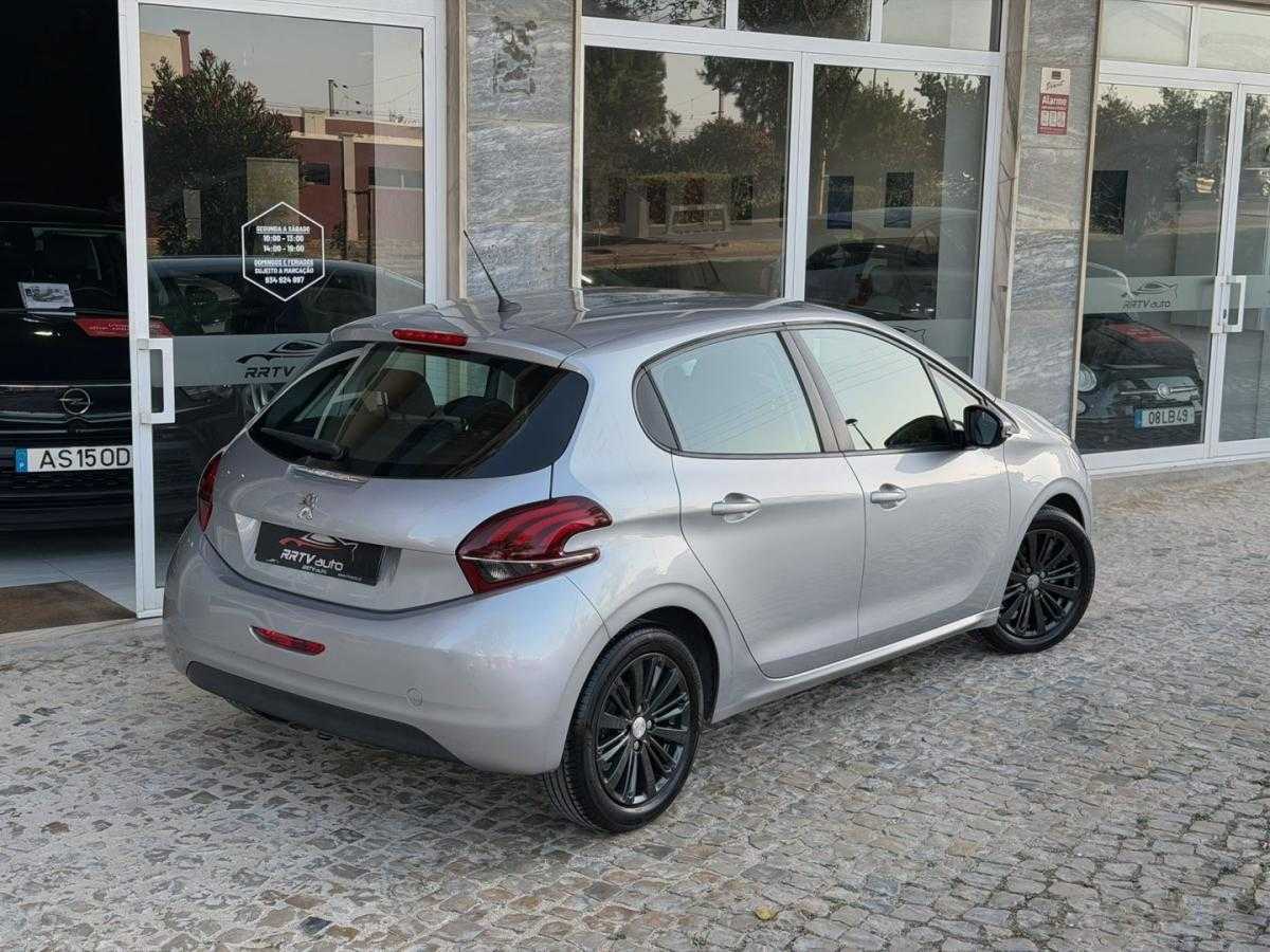 peugeot-208-2018-gasolina-1199cc