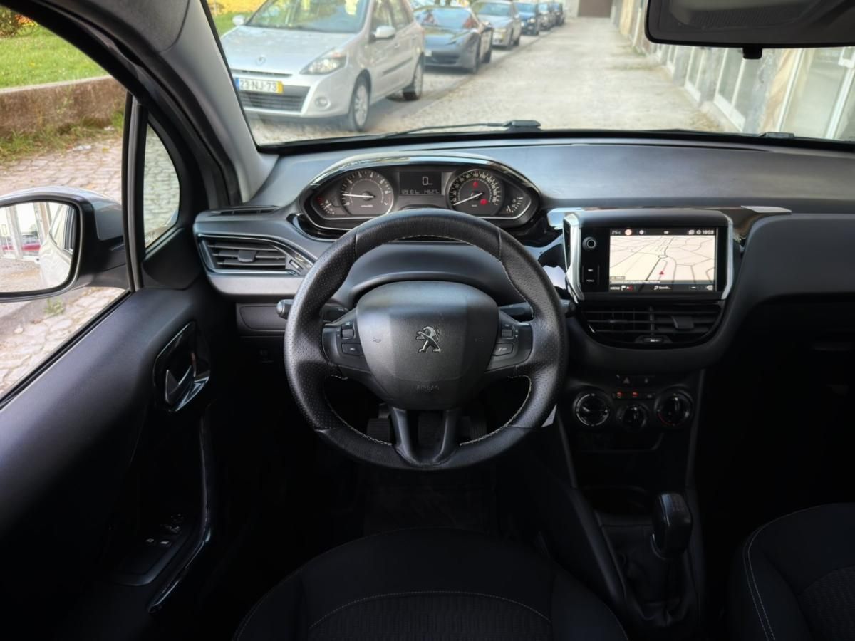 peugeot-208-2018-gasolina-1199cc