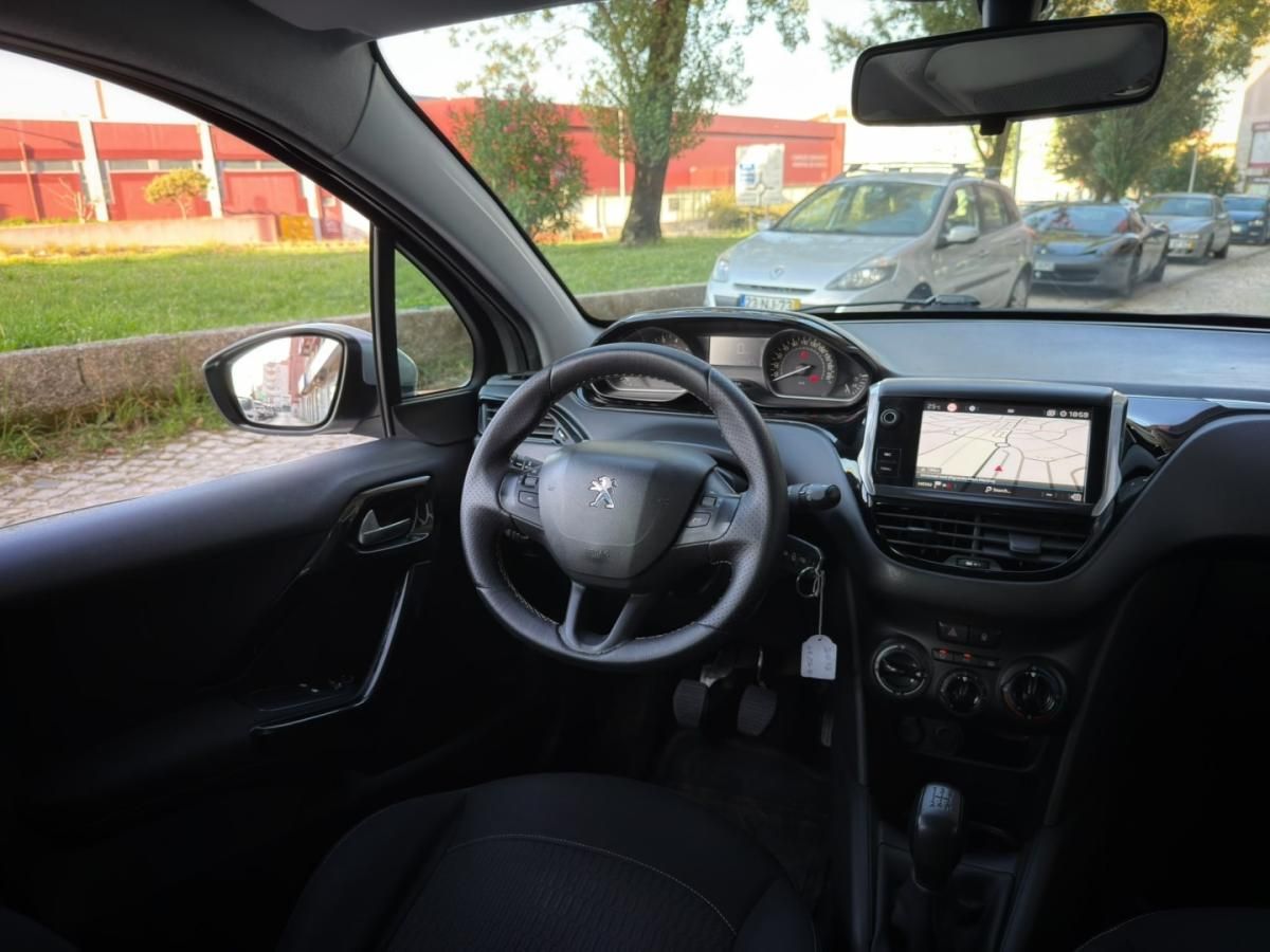 peugeot-208-2018-gasolina-1199cc