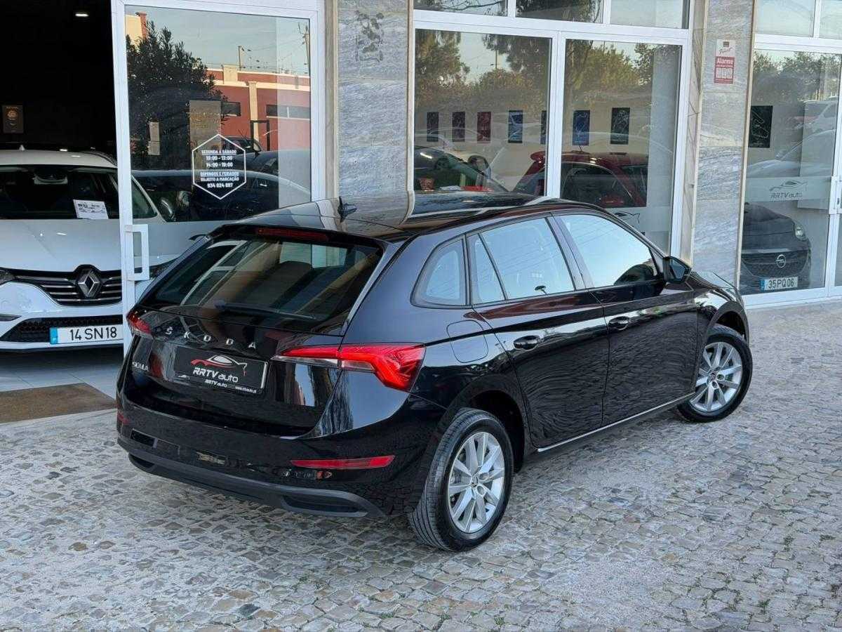 skoda-scala-2023-gasolina-999cc