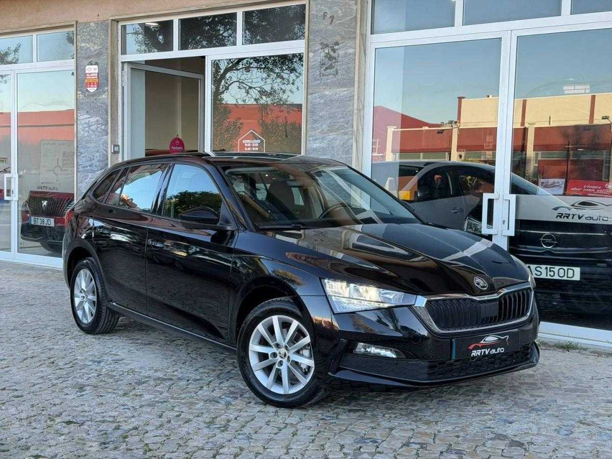skoda-scala-2023-gasolina-999cc