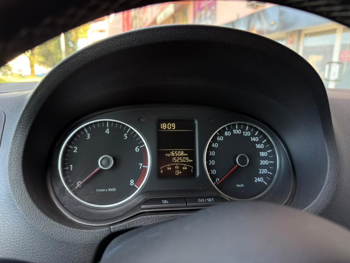 volkswagen-polo-2011-gasolina-1197cc