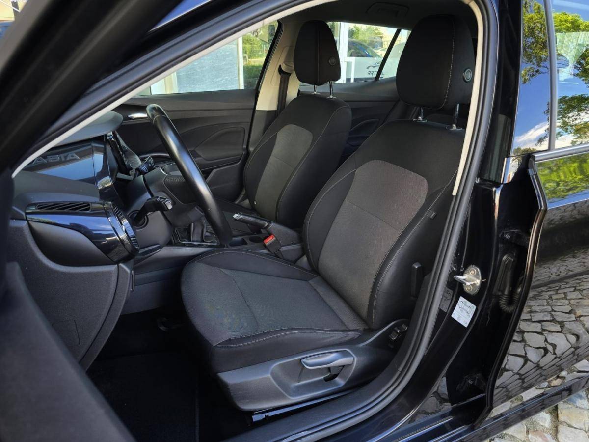 skoda-fabia-2023-gasolina-999cc