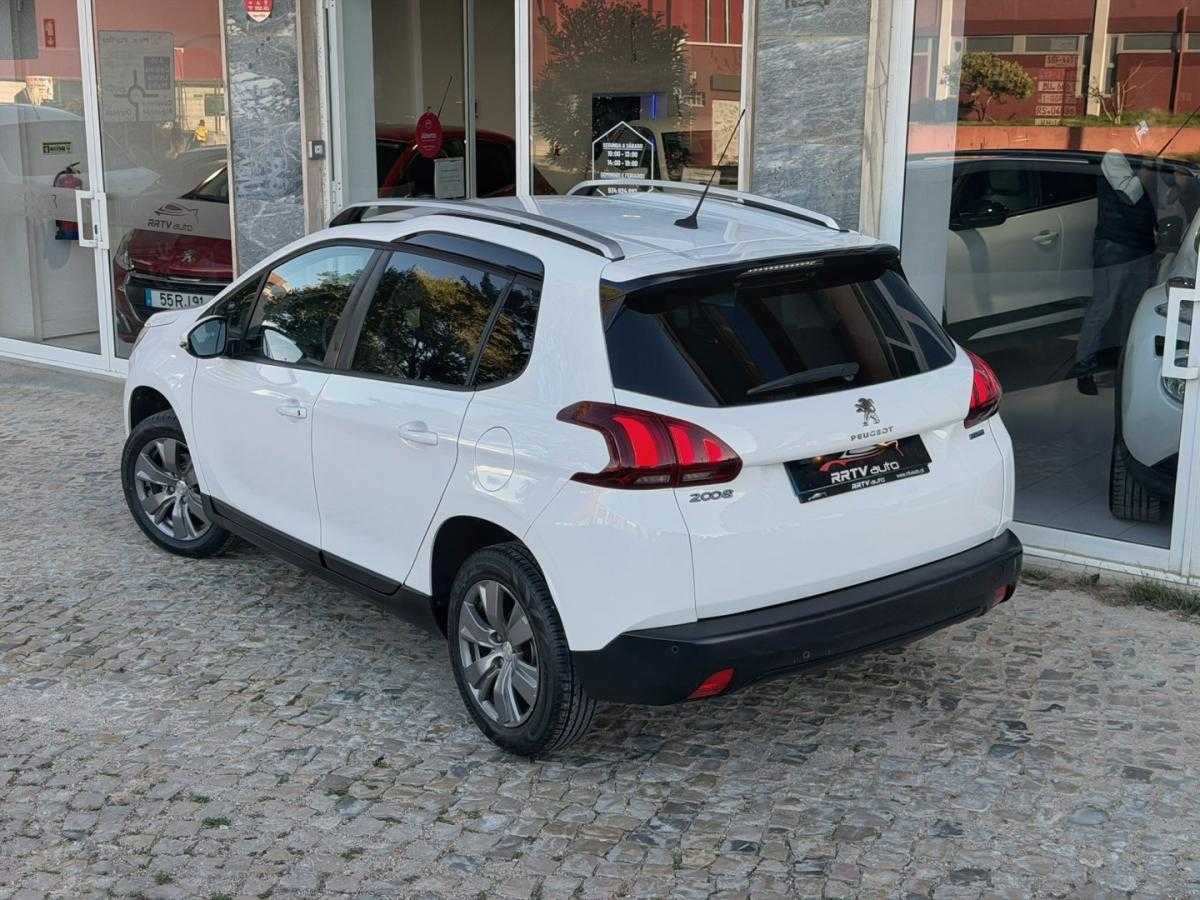 peugeot-2008-2016-gasolina-1199cc