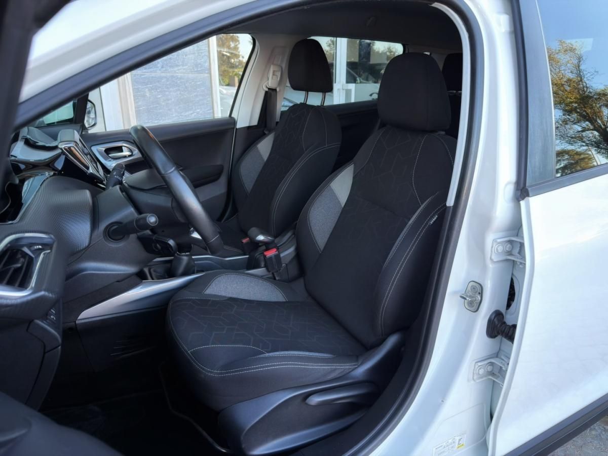 peugeot-2008-2016-gasolina-1199cc