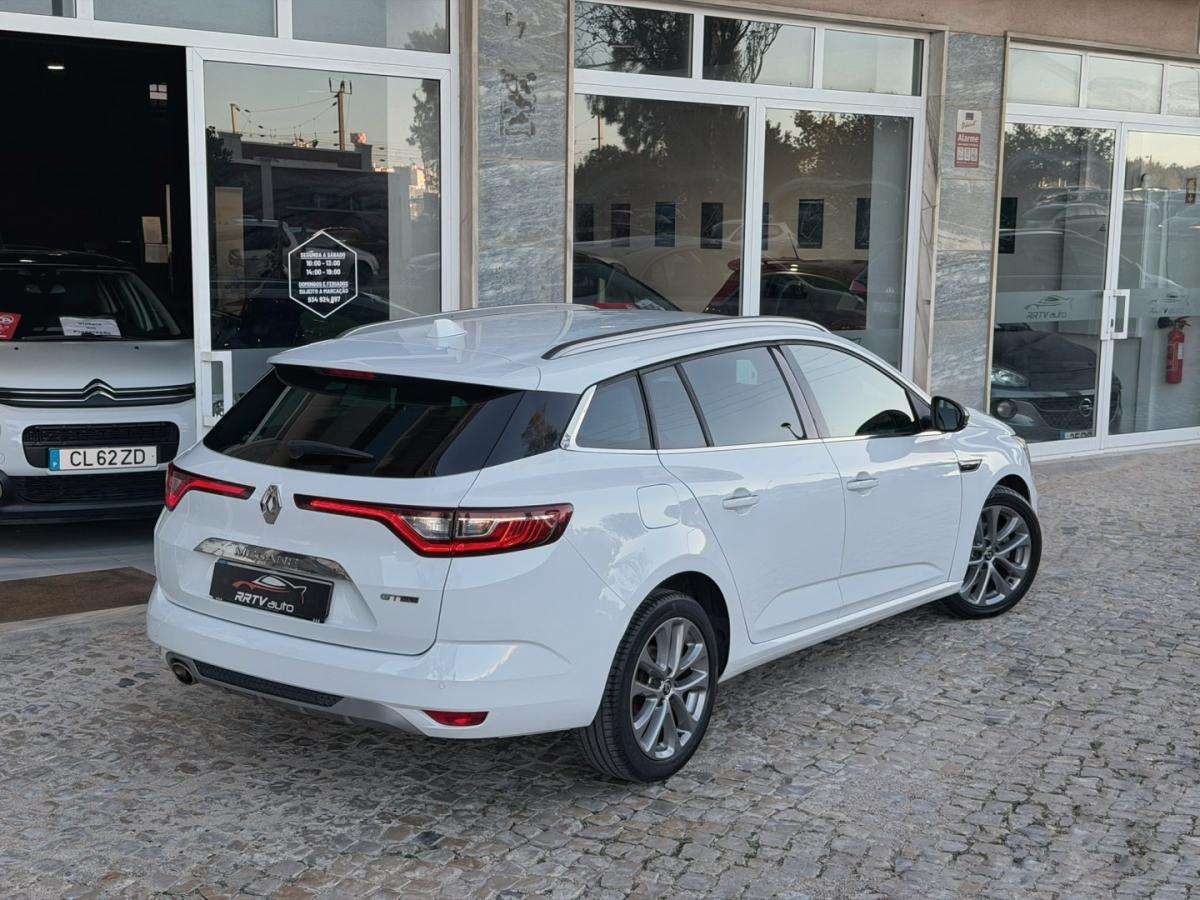 renault-megane-sport-tourer-2017-diesel-1461cc