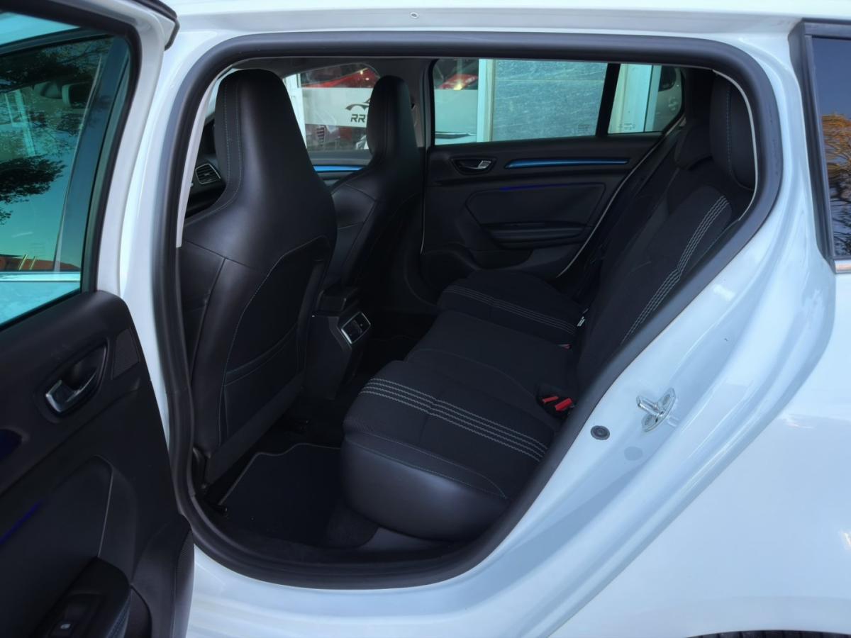 renault-megane-sport-tourer-2017-diesel-1461cc