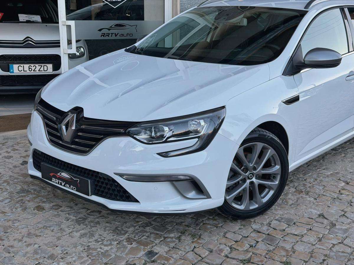 renault-megane-sport-tourer-2017-diesel-1461cc