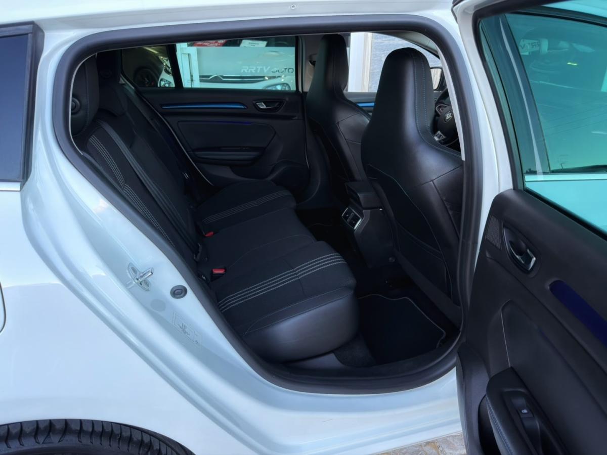 renault-megane-sport-tourer-2017-diesel-1461cc