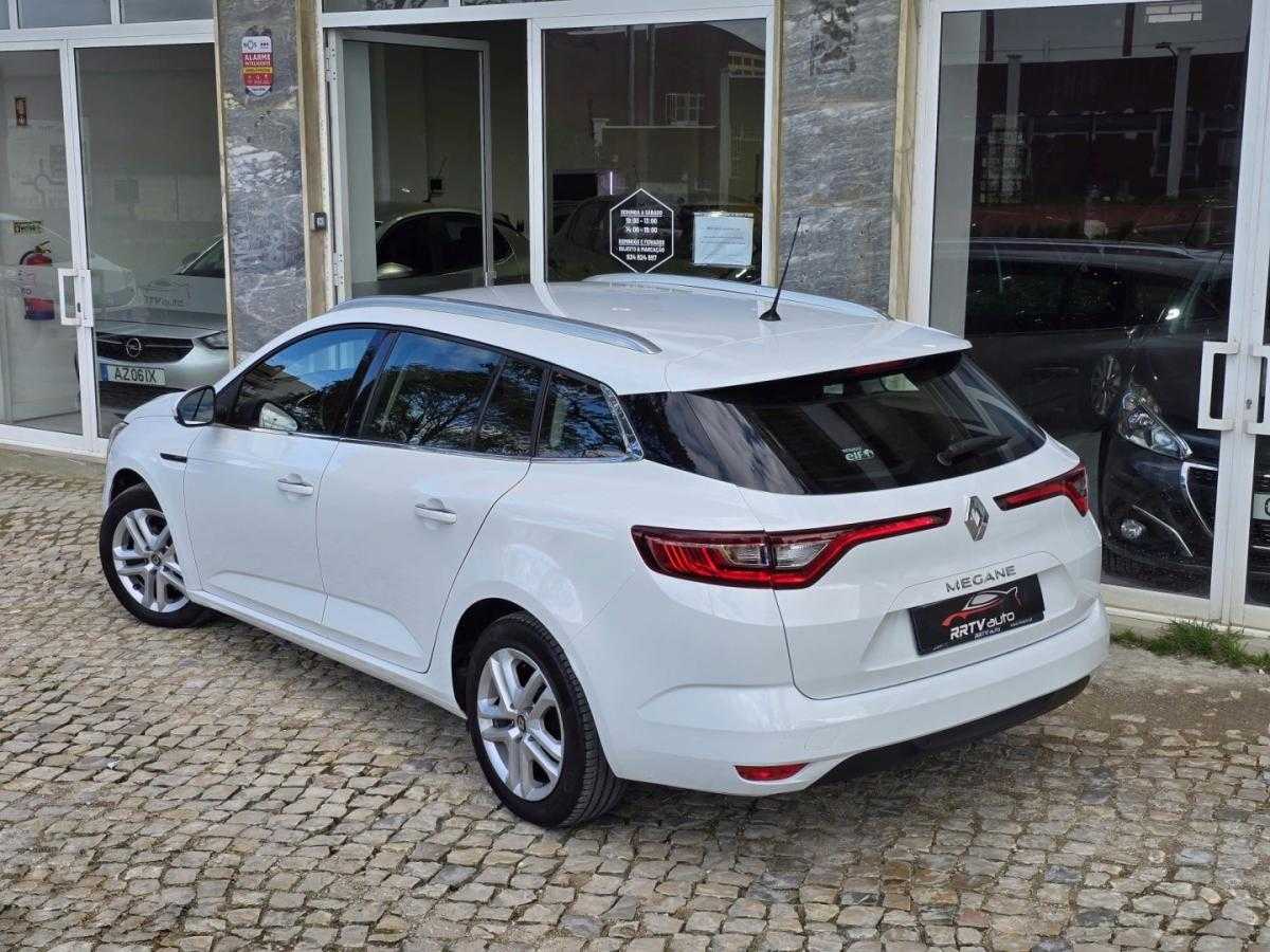 renault-megane-sport-tourer-2019-diesel-1461cc
