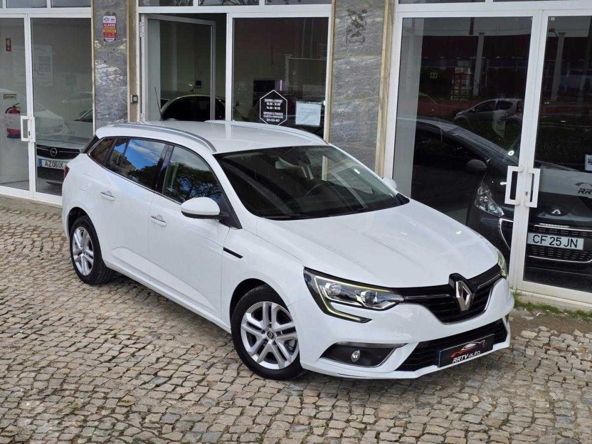 renault-megane-sport-tourer-2019-diesel-1461cc