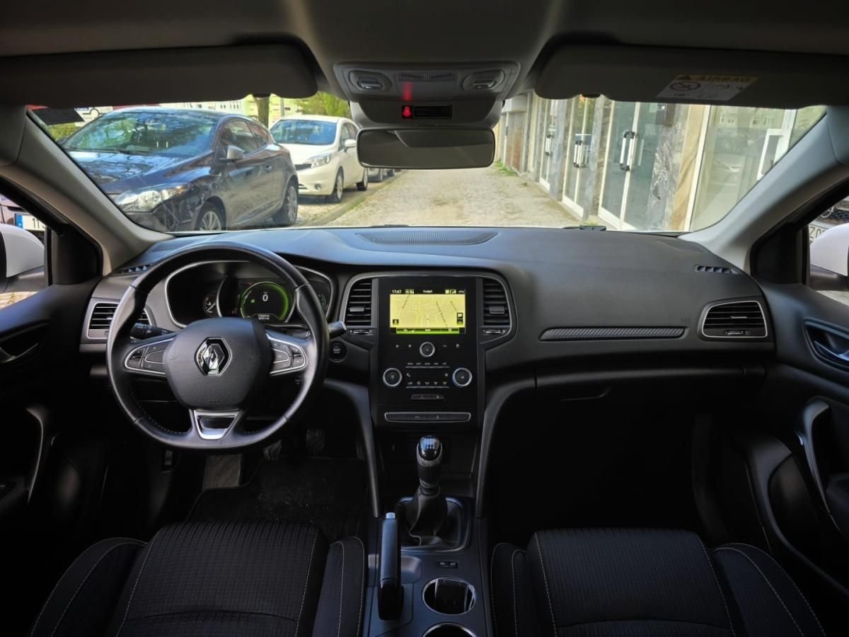 renault-megane-sport-tourer-2019-diesel-1461cc