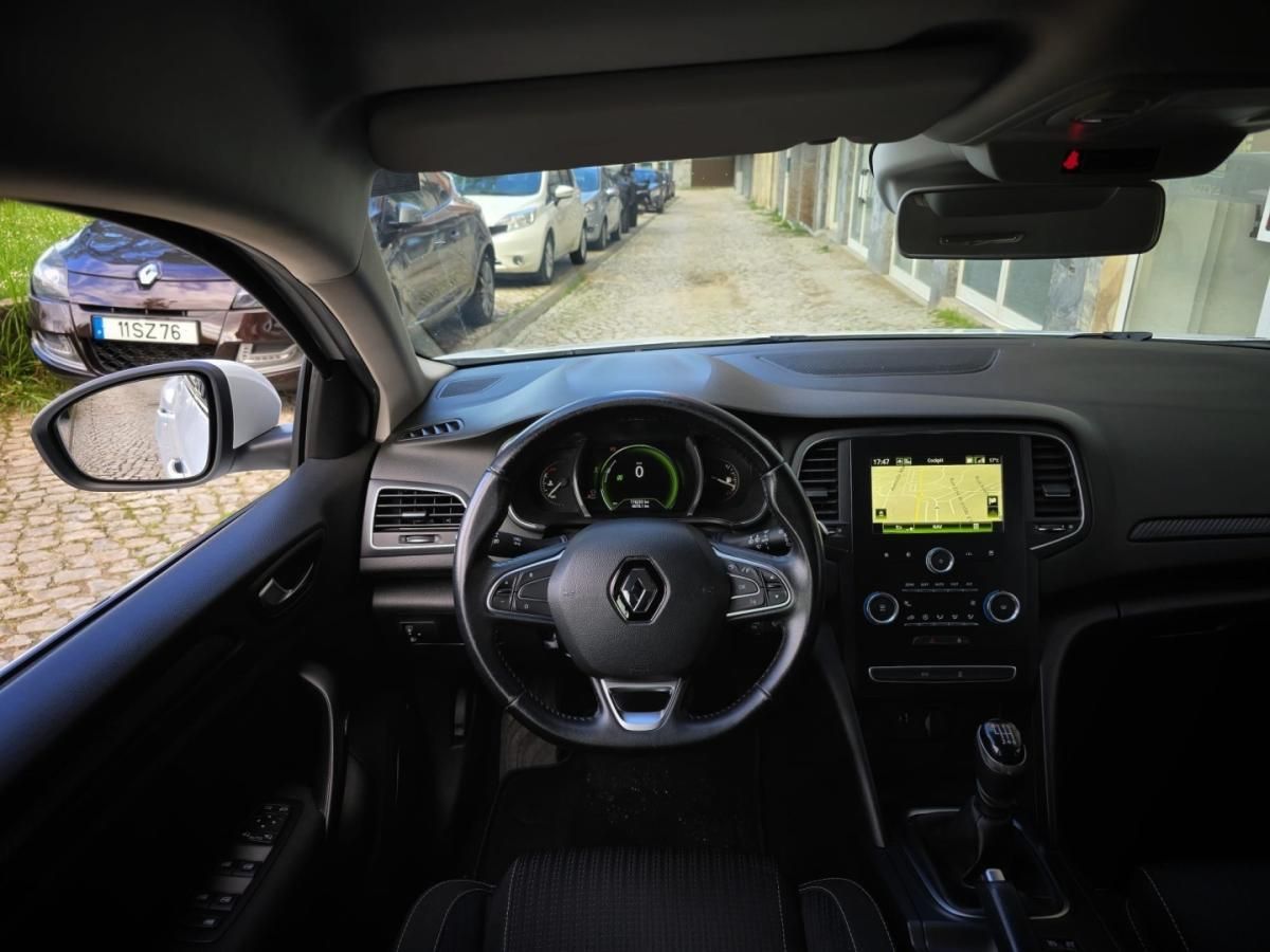renault-megane-sport-tourer-2019-diesel-1461cc