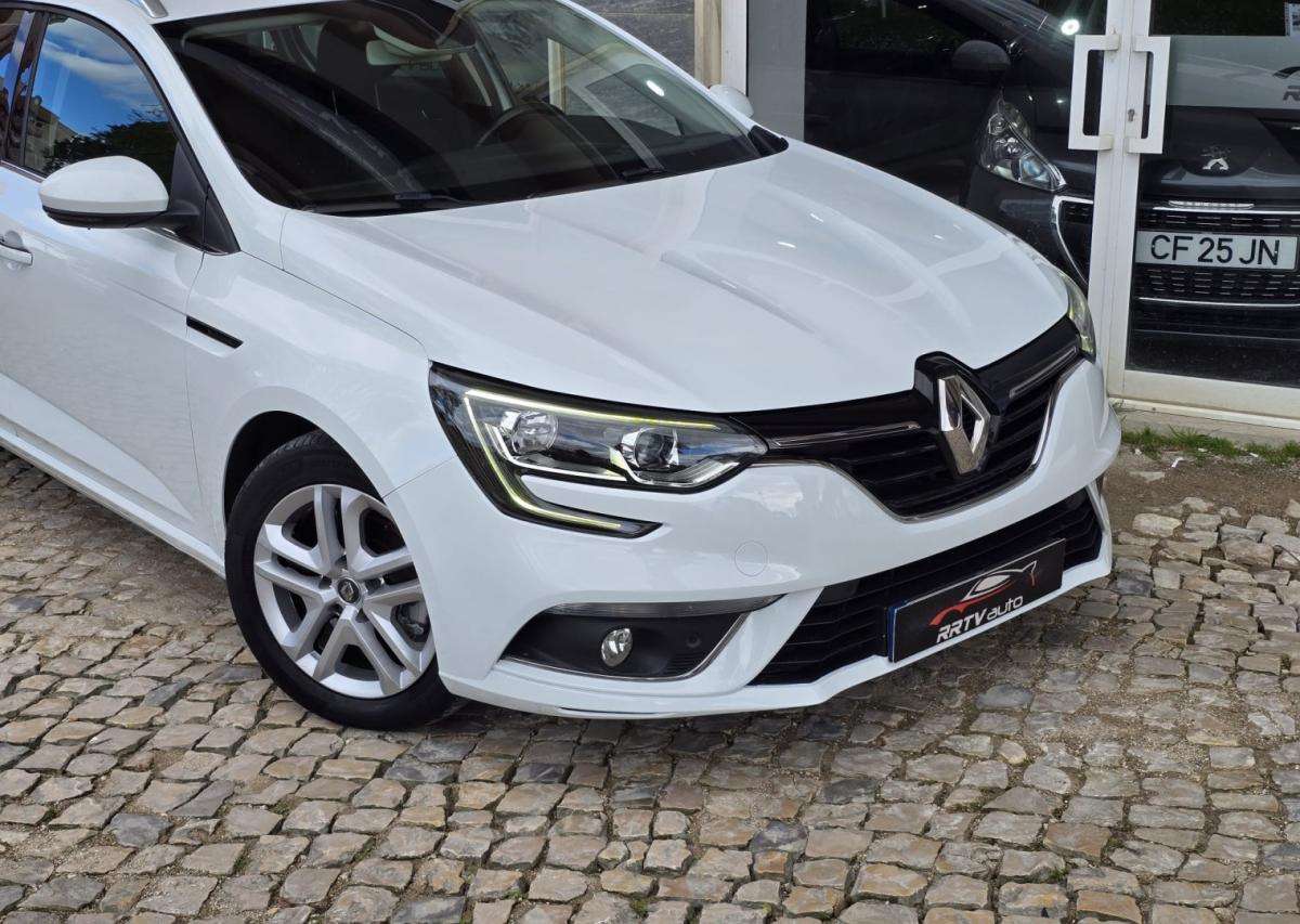 renault-megane-sport-tourer-2019-diesel-1461cc