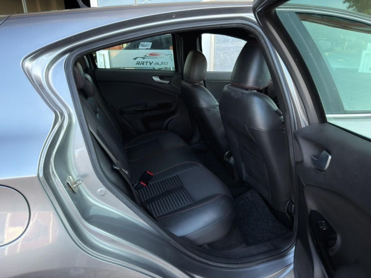 alfa-romeo-giulietta-2011-diesel-1598cc