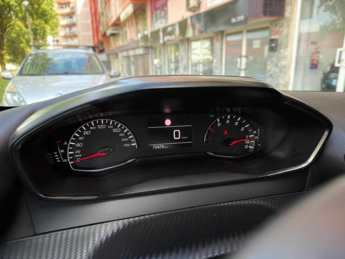 peugeot-208-2023-gasolina-1199cc