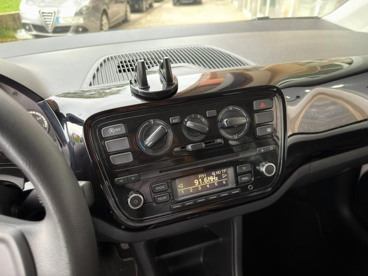 volkswagen-up-2016-gasolina-999cc