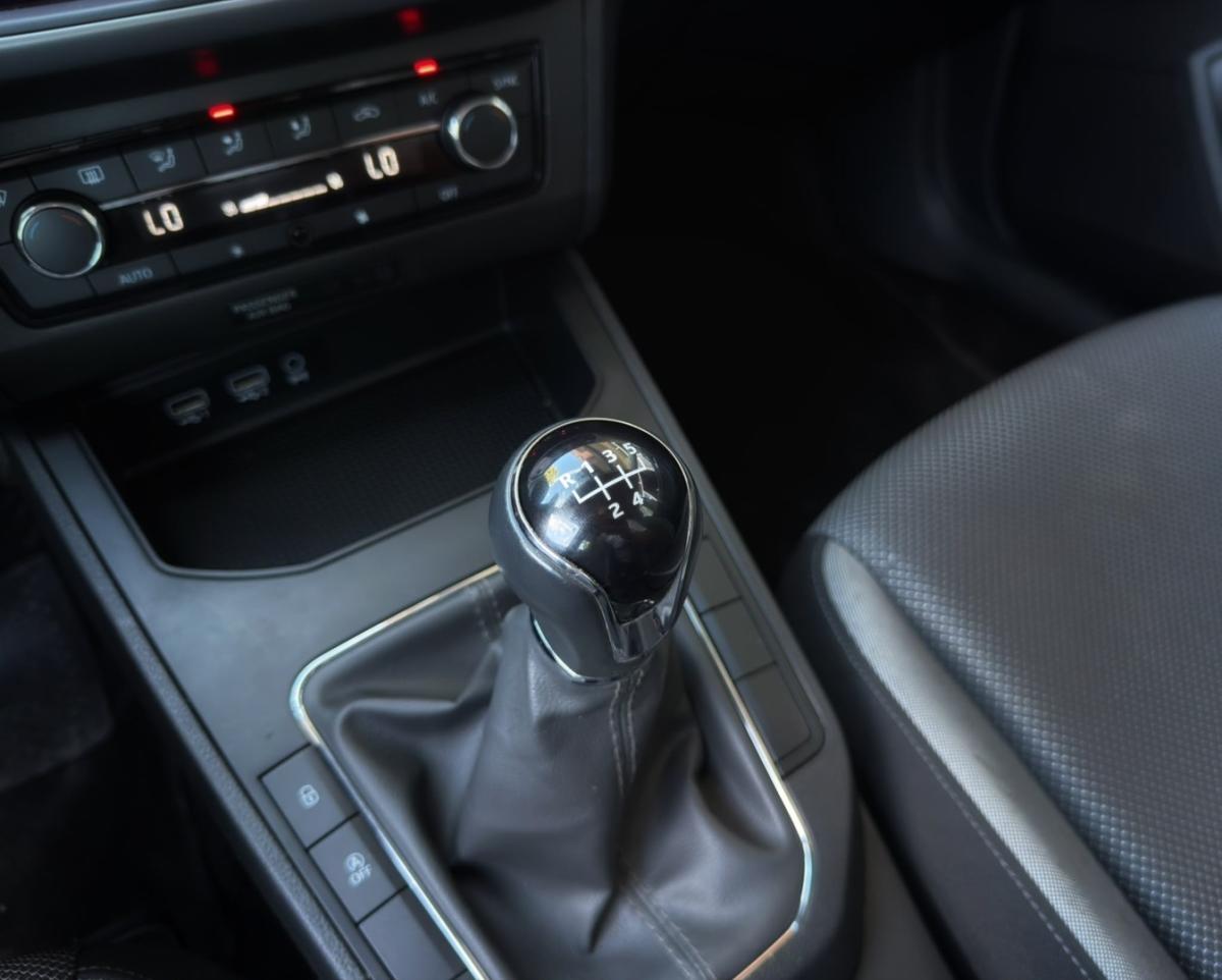 seat-ibiza-2017-gasolina-999cc