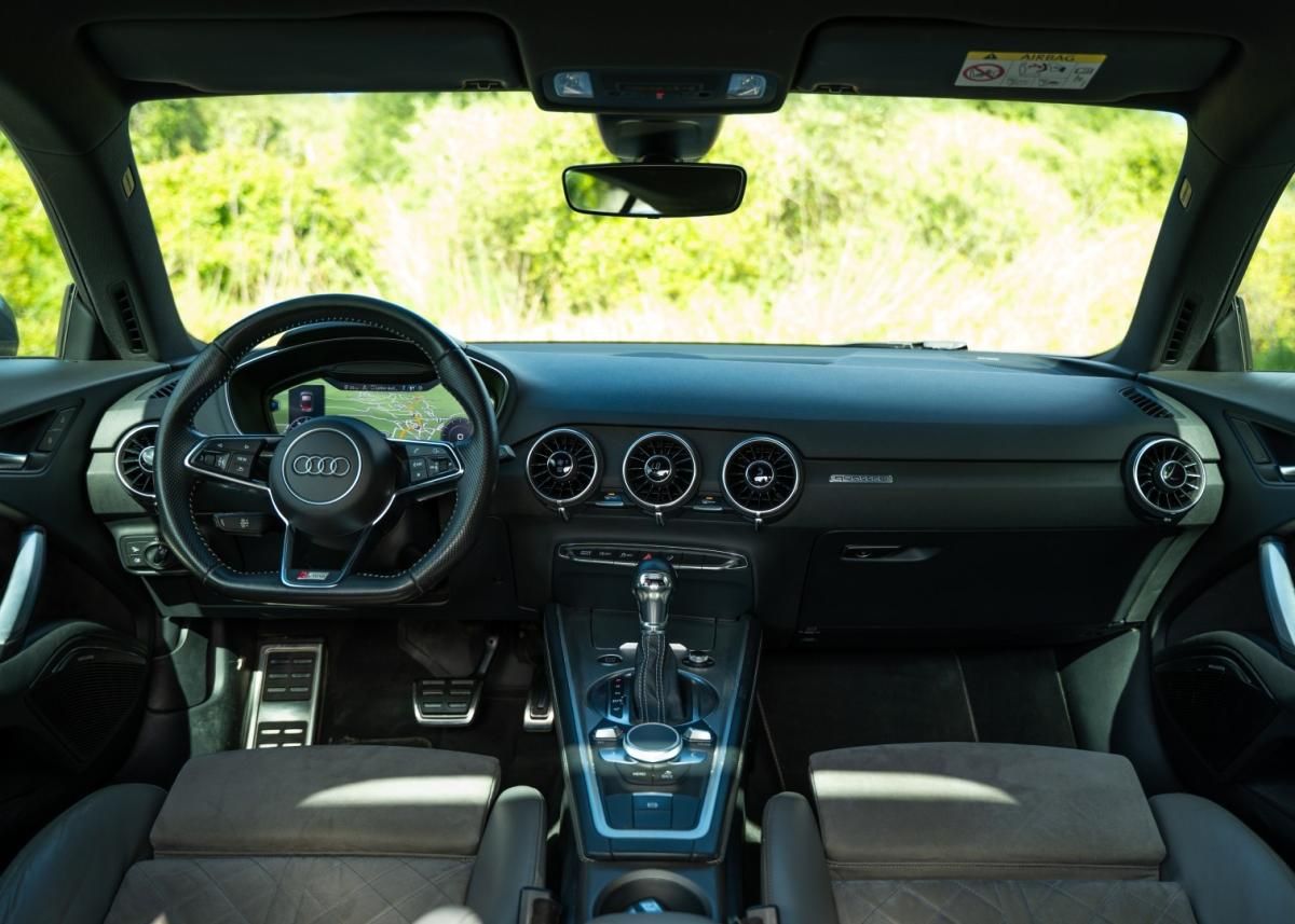 audi-tt-2014-gasolina-1984cc