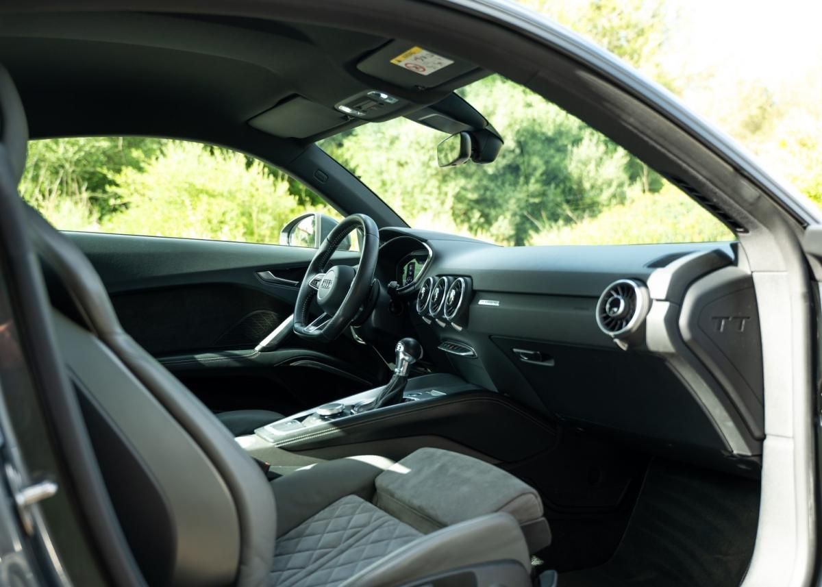 audi-tt-2014-gasolina-1984cc