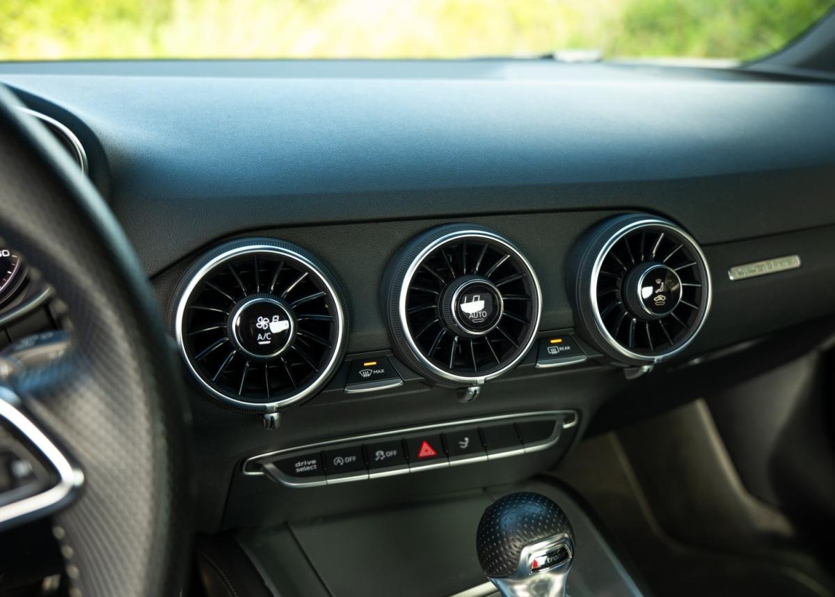 audi-tt-2014-gasolina-1984cc