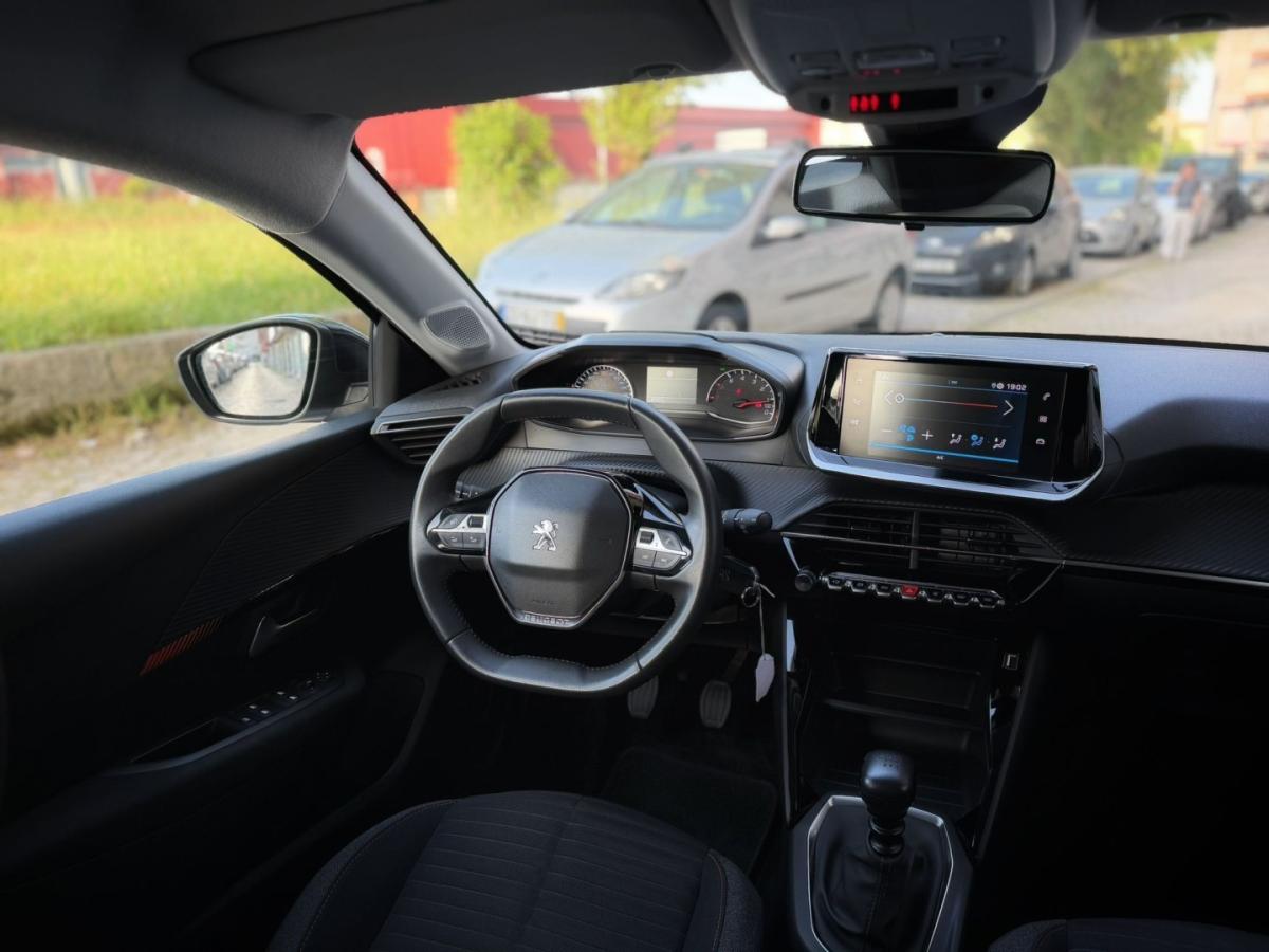 peugeot-208-2023-gasolina-1199cc