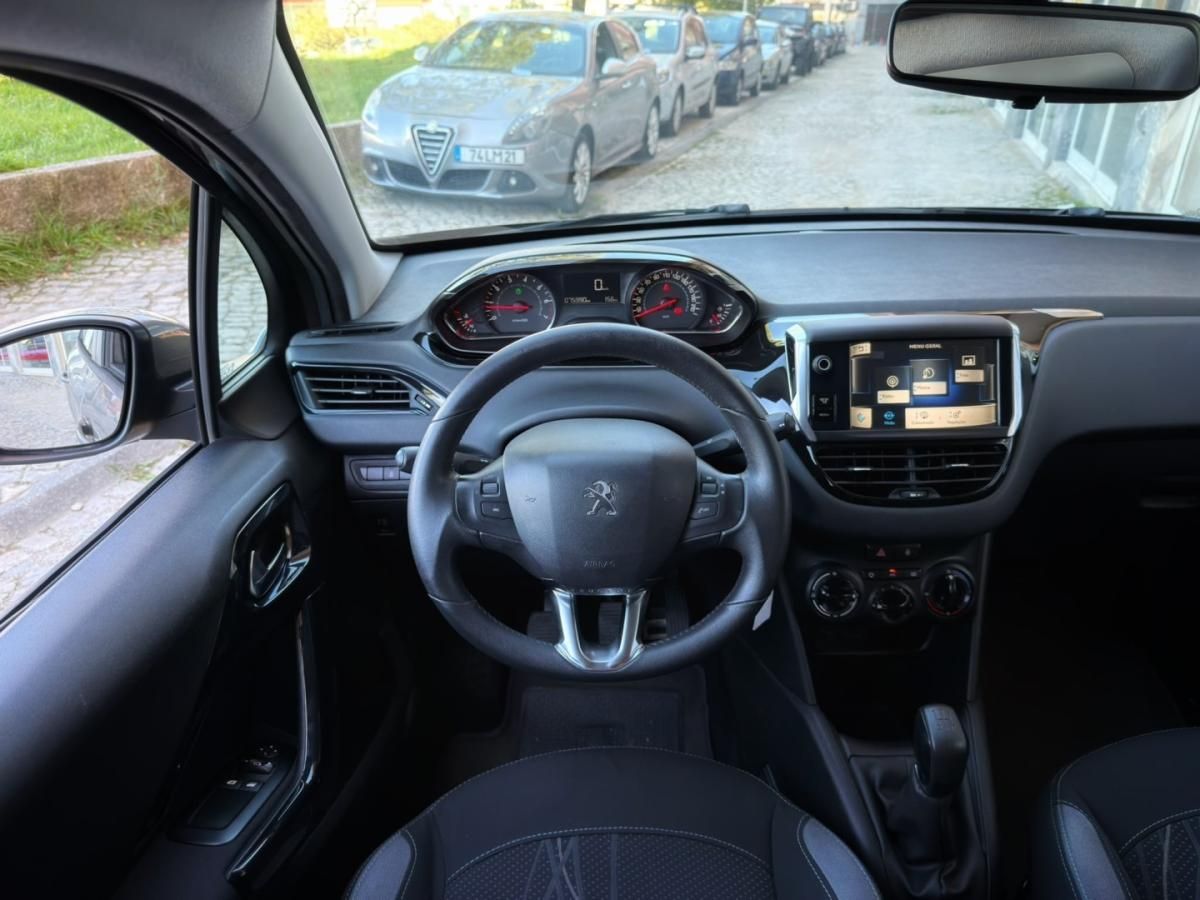 peugeot-208-2013-gasolina-1199cc