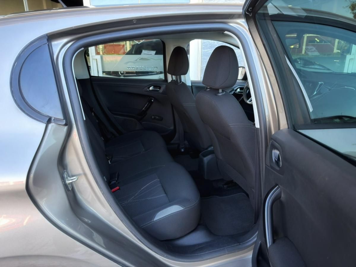 peugeot-208-2013-gasolina-1199cc