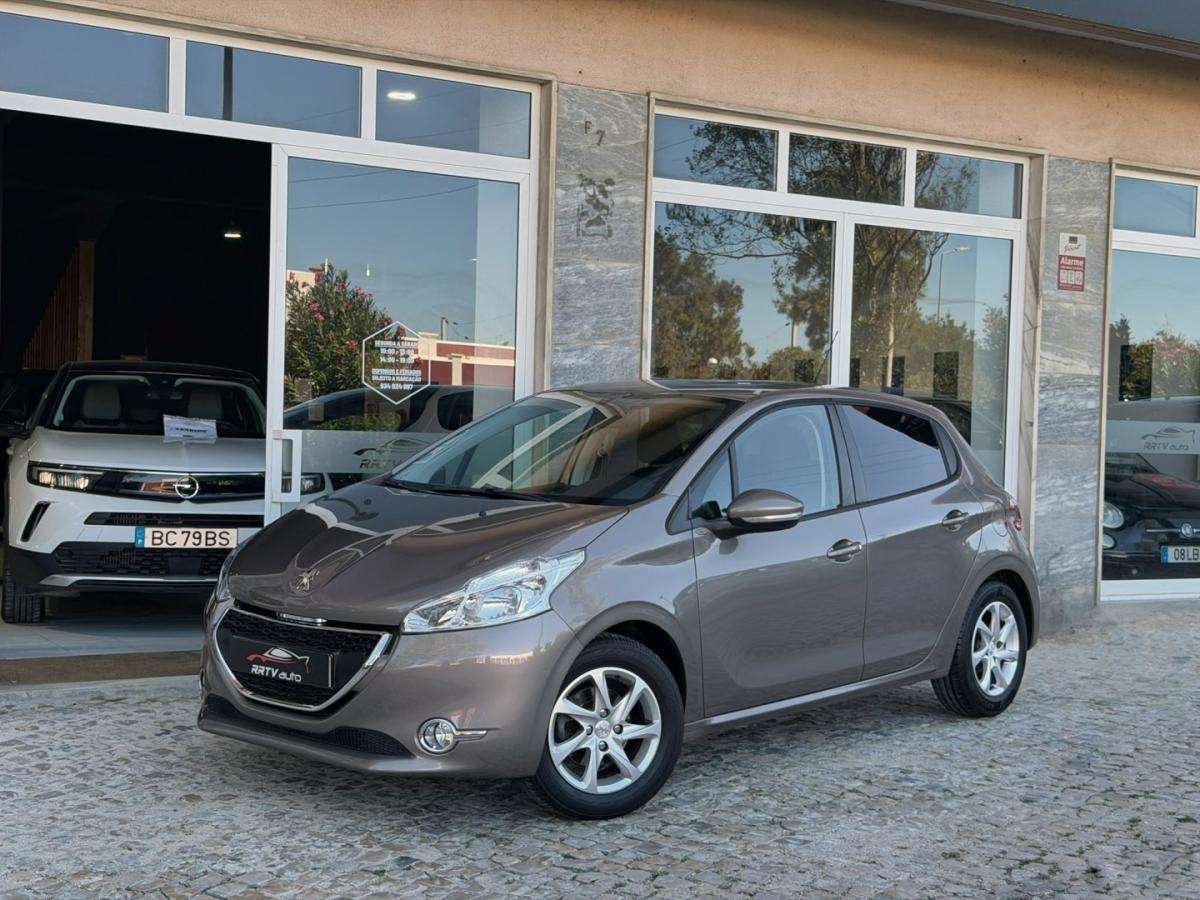 peugeot-208-2013-gasolina-1199cc
