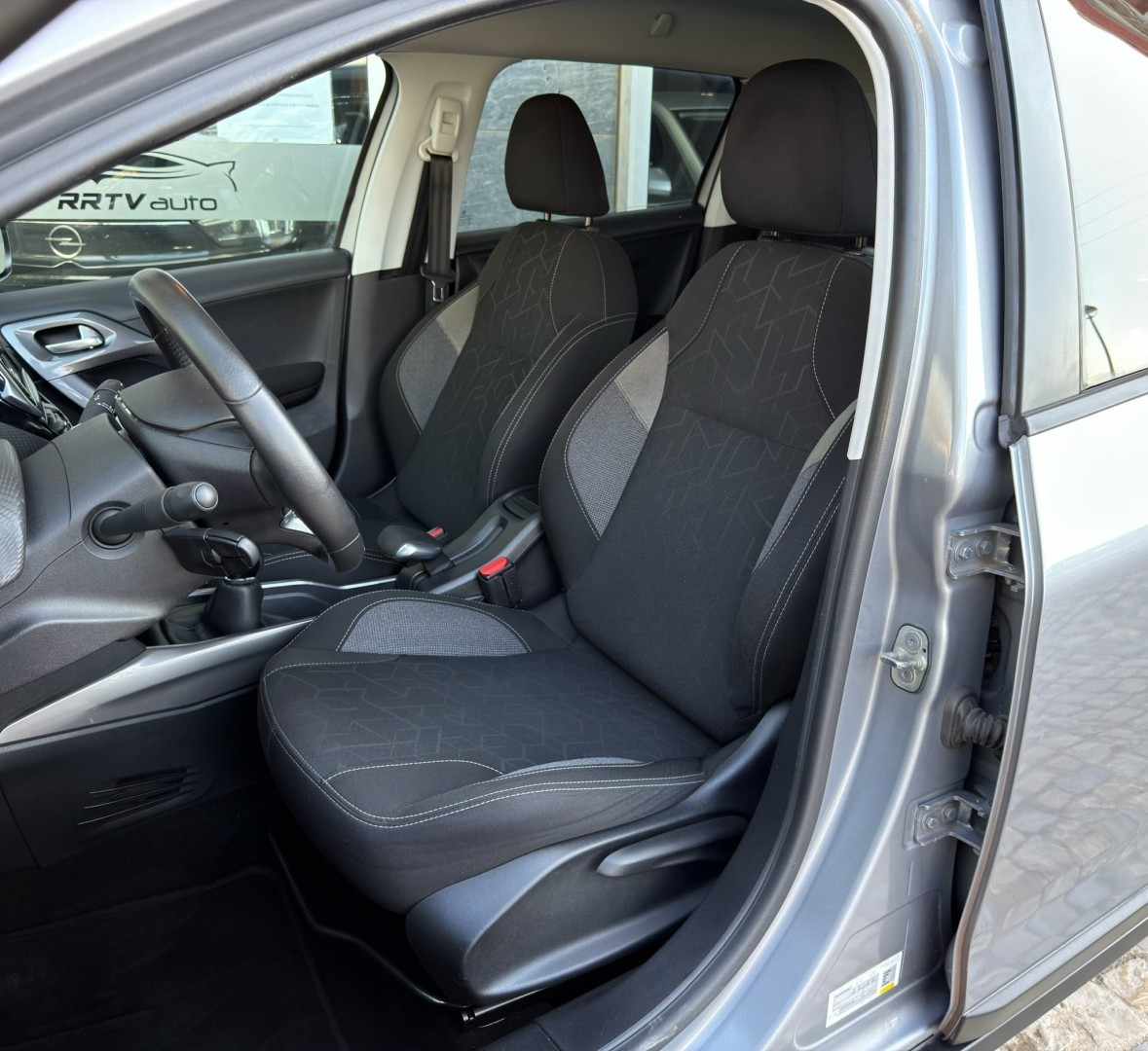 peugeot-2008-2016-gasolina-1199cc