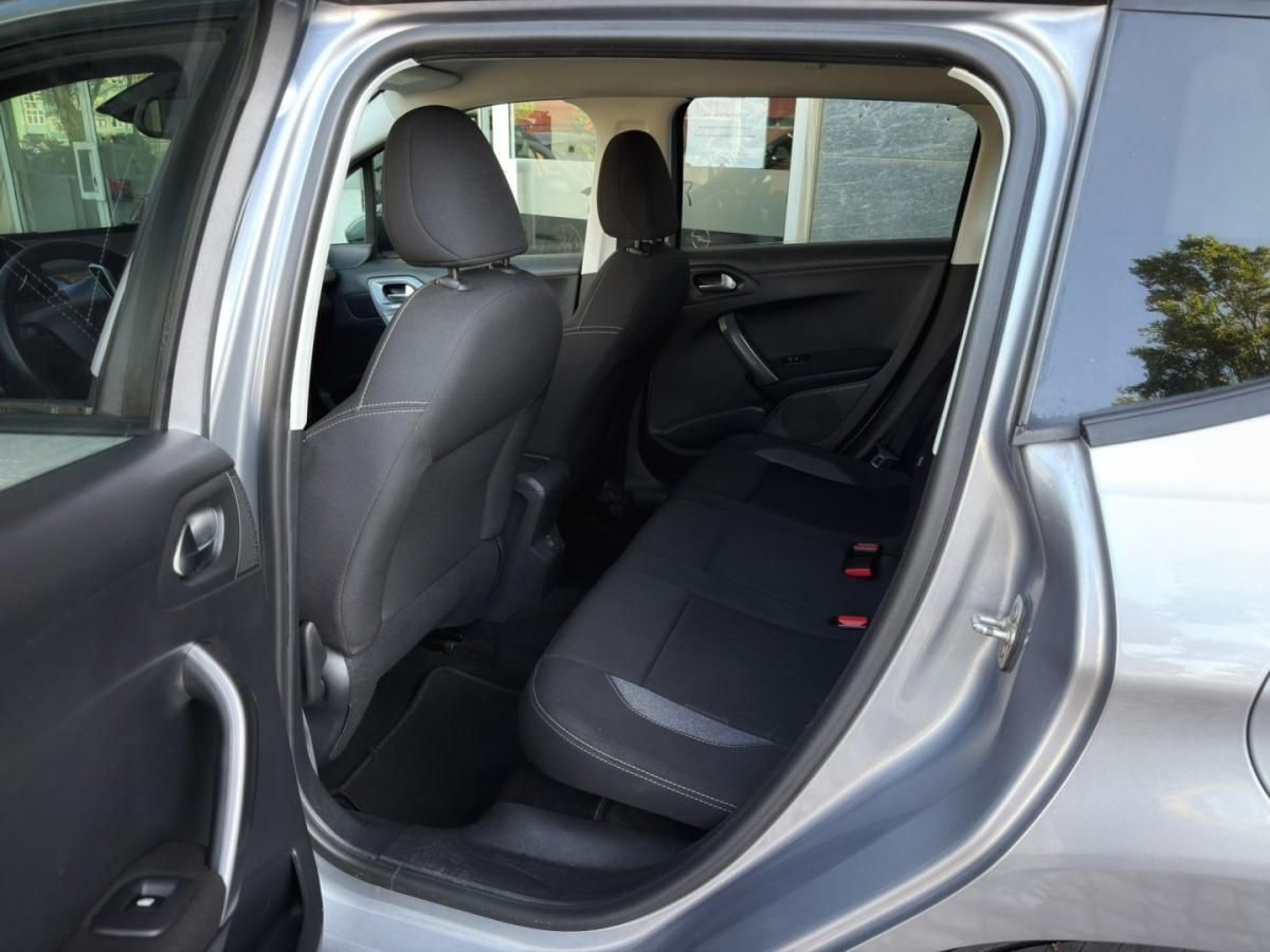 peugeot-2008-2016-gasolina-1199cc