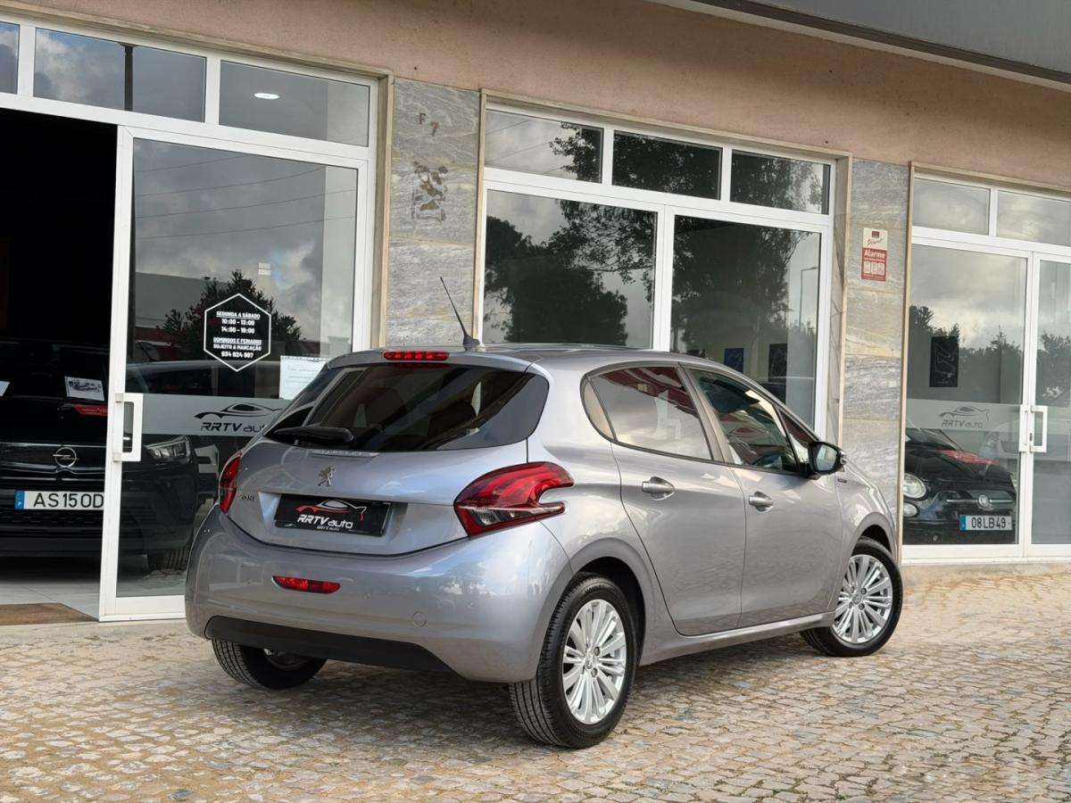 peugeot-208-2019-gasolina-1199cc