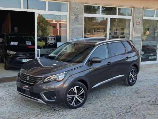 peugeot-5008-2018-diesel-1499cc