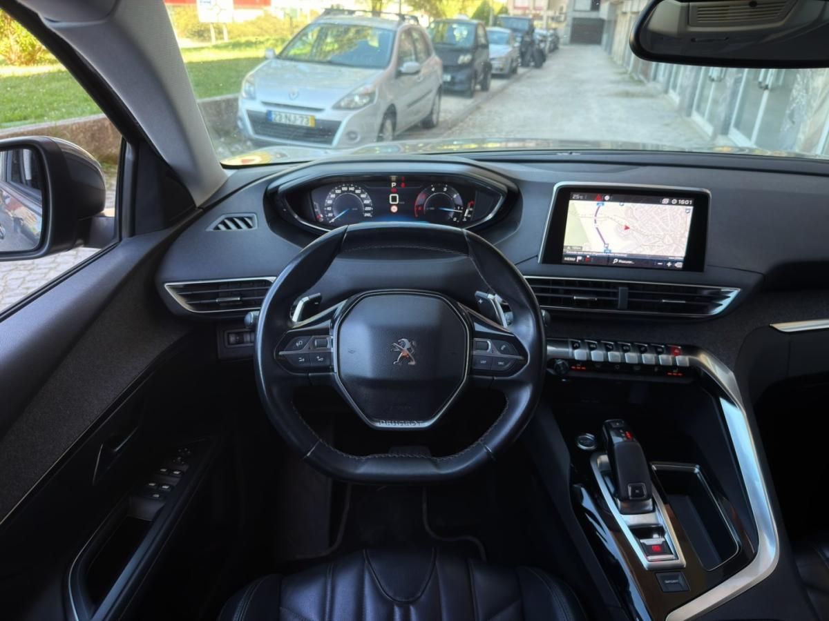 peugeot-5008-2018-diesel-1499cc