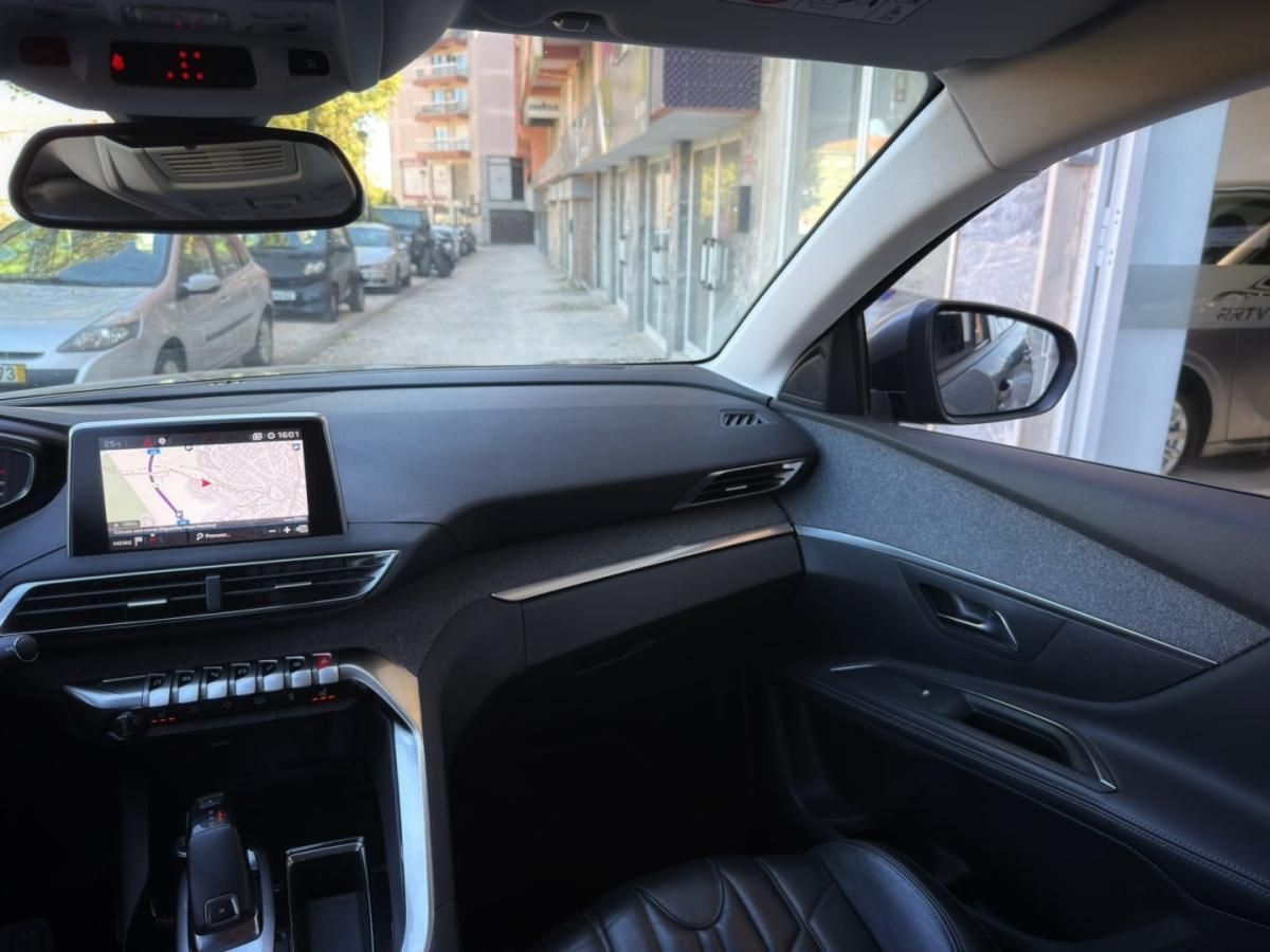 peugeot-5008-2018-diesel-1499cc