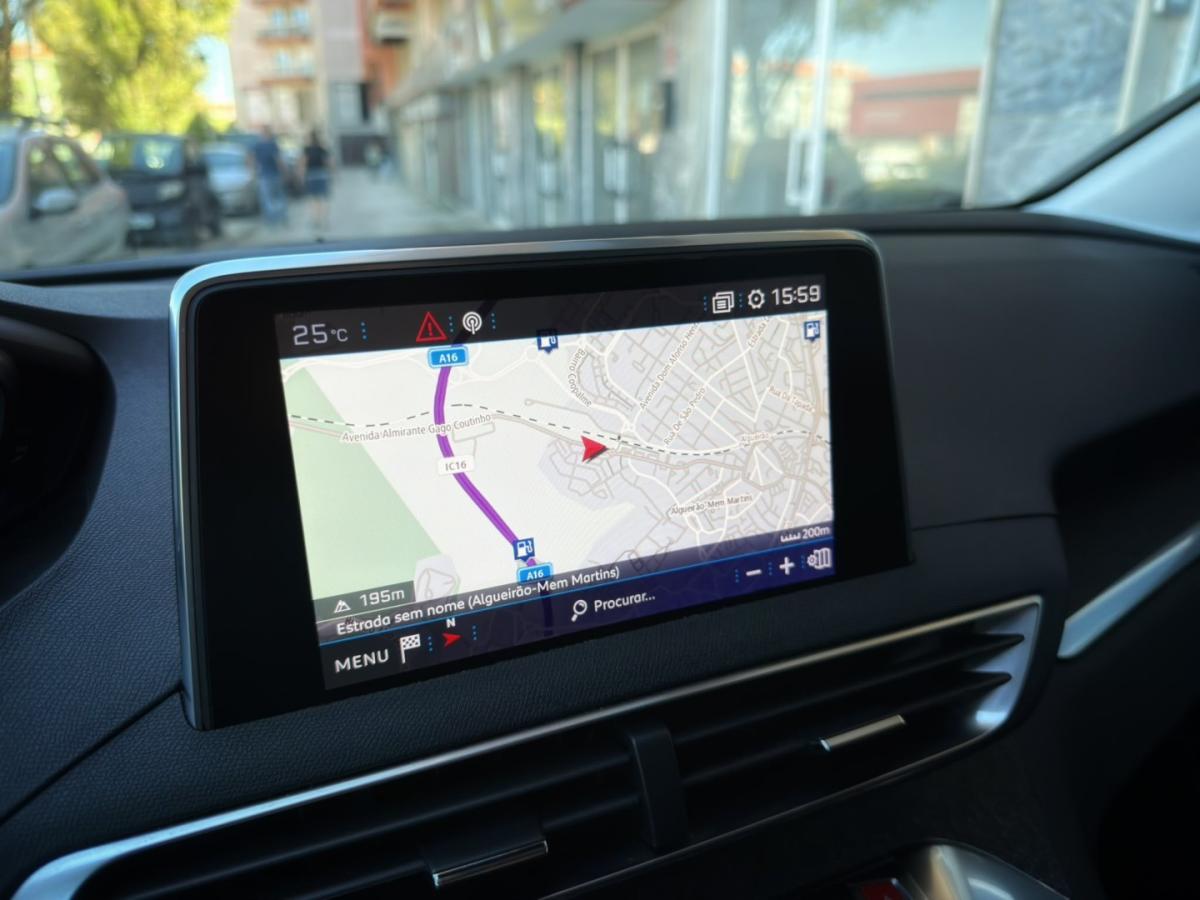 peugeot-5008-2018-diesel-1499cc