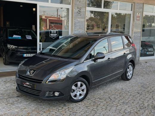 peugeot-5008-2012-diesel-1560cc