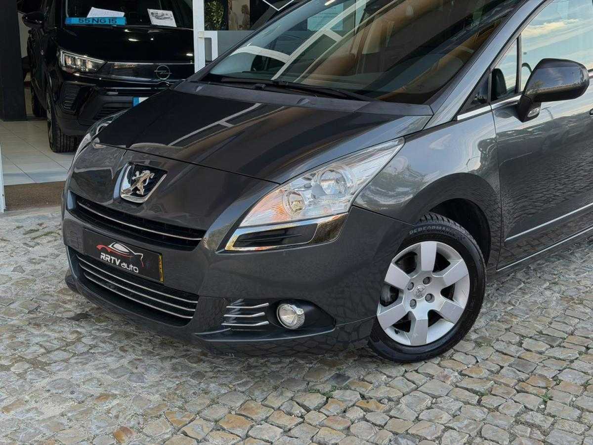 peugeot-5008-2012-diesel-1560cc