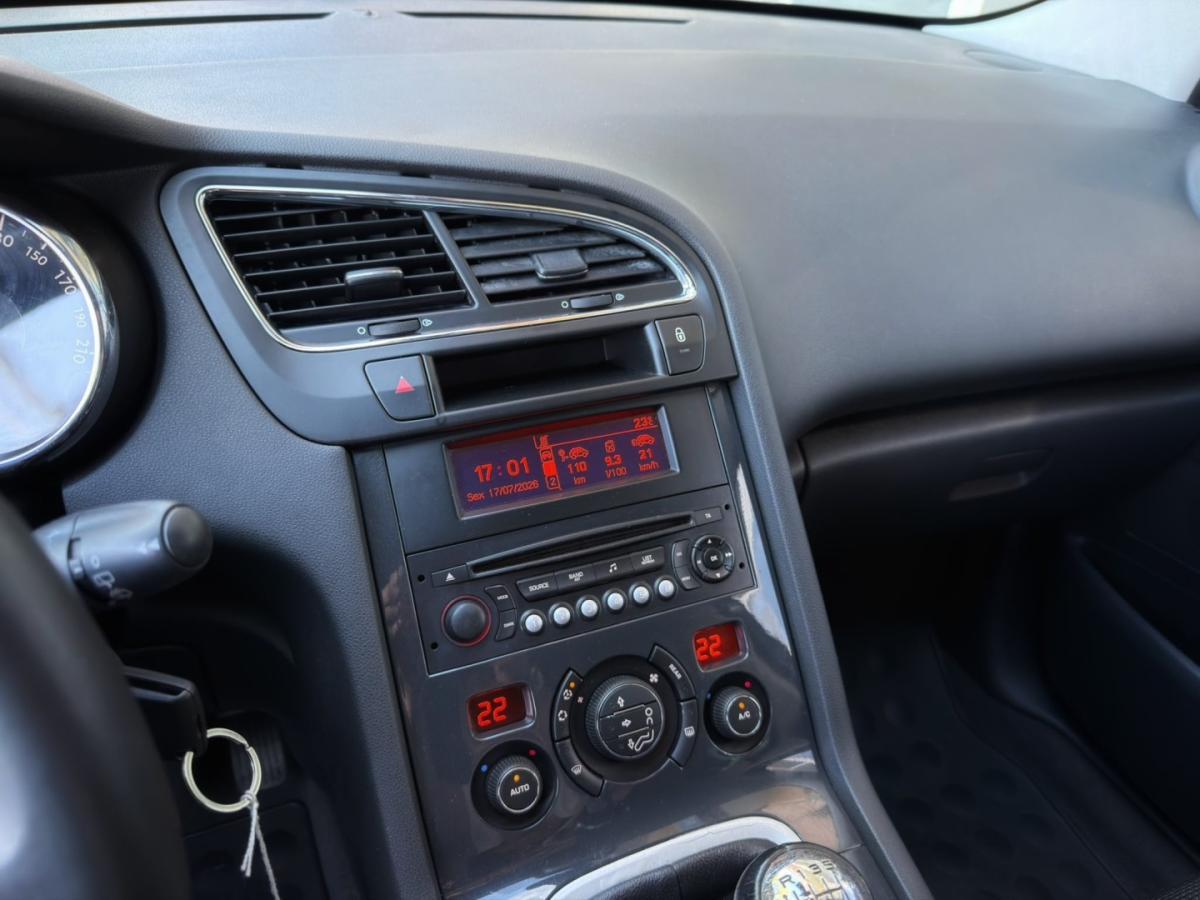 peugeot-5008-2012-diesel-1560cc