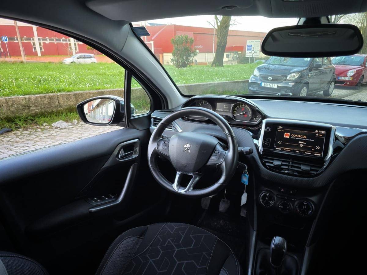 peugeot-2008-2017-gasolina-1199cc