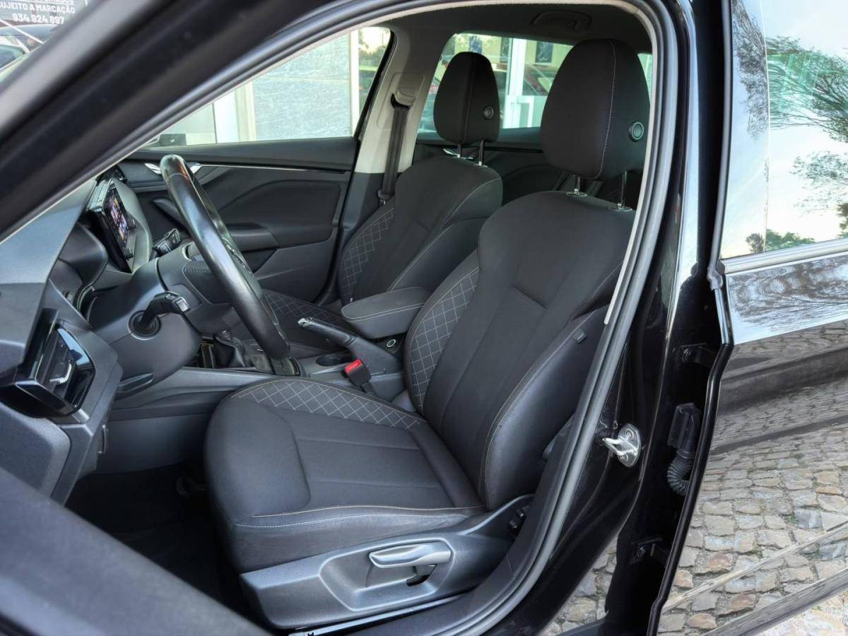 skoda-kamiq-2023-gasolina-999cc