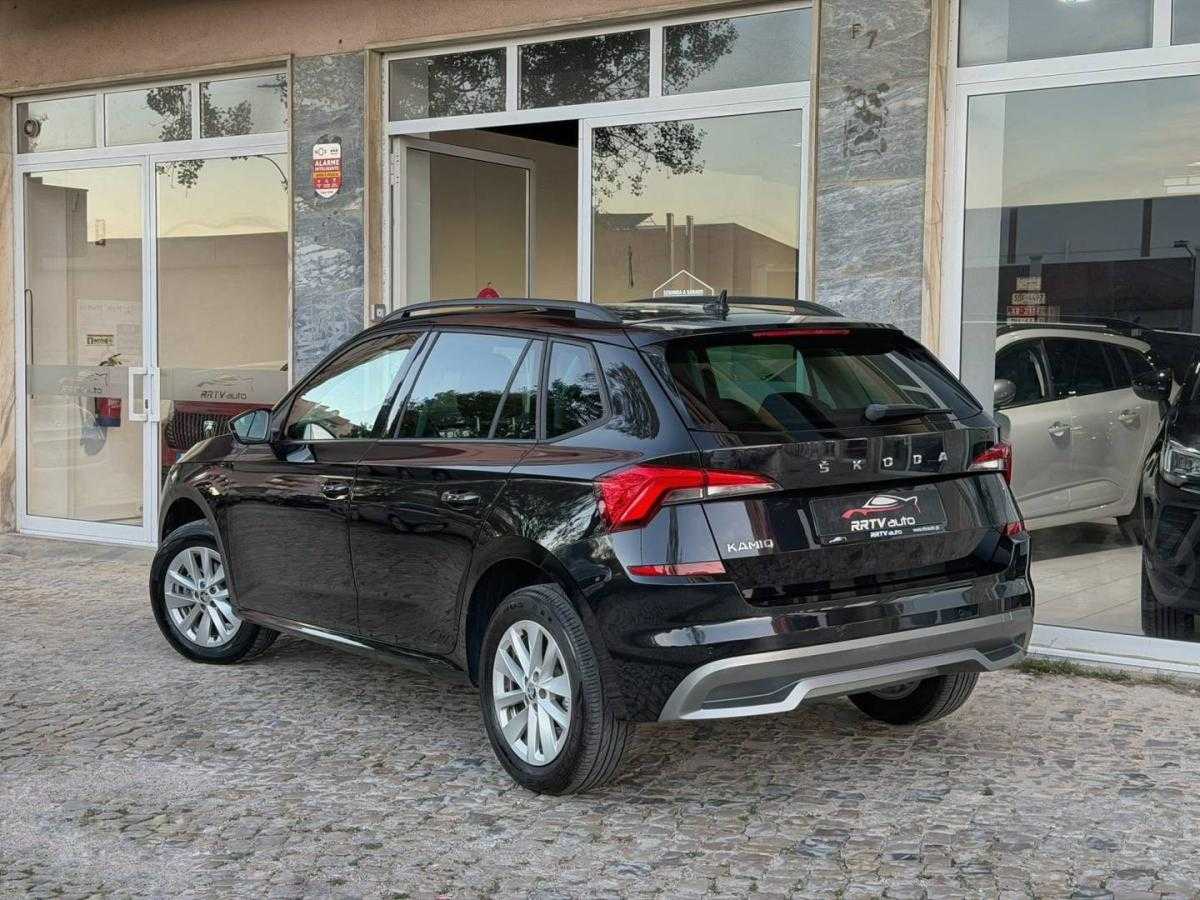 skoda-kamiq-2023-gasolina-999cc
