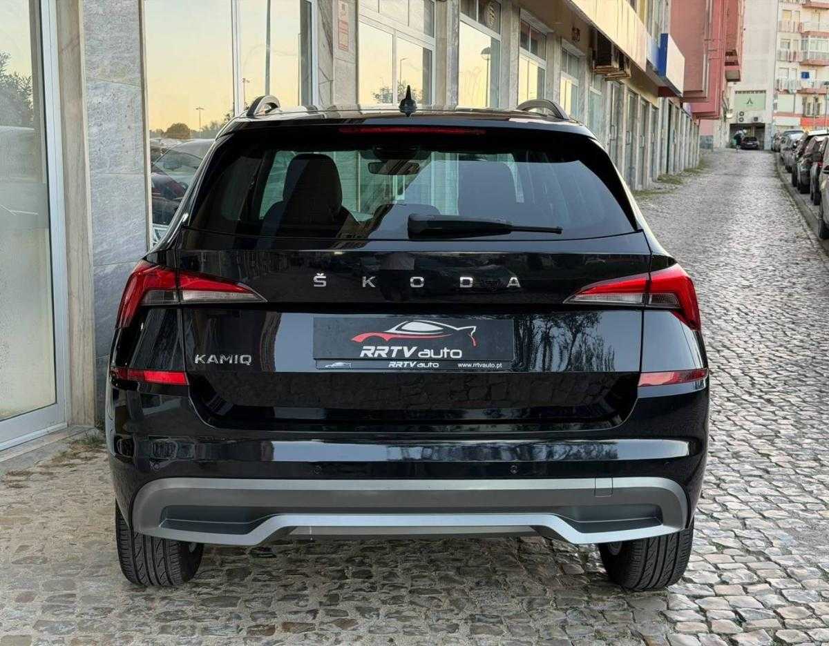 skoda-kamiq-2023-gasolina-999cc