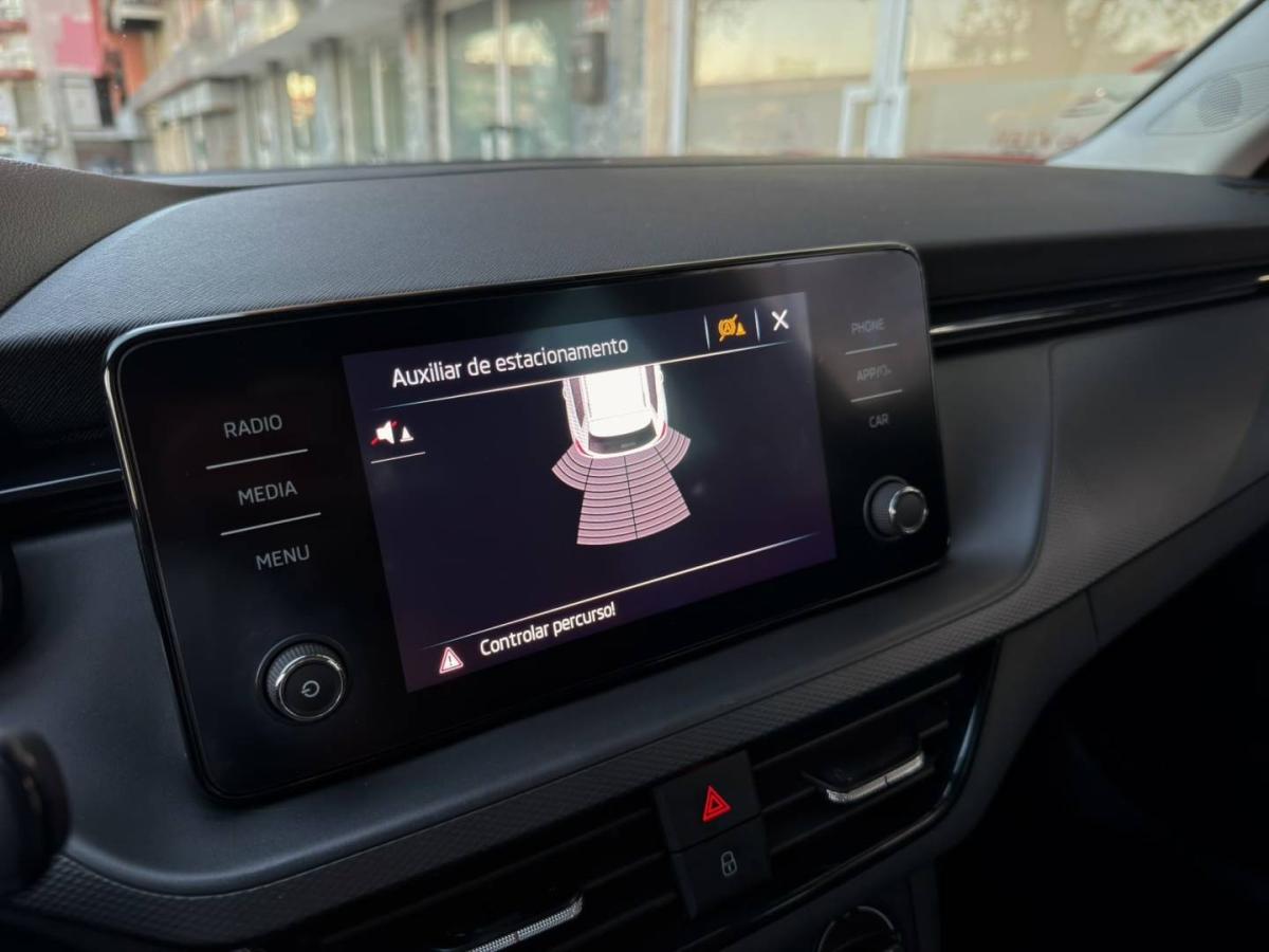 skoda-kamiq-2023-gasolina-999cc
