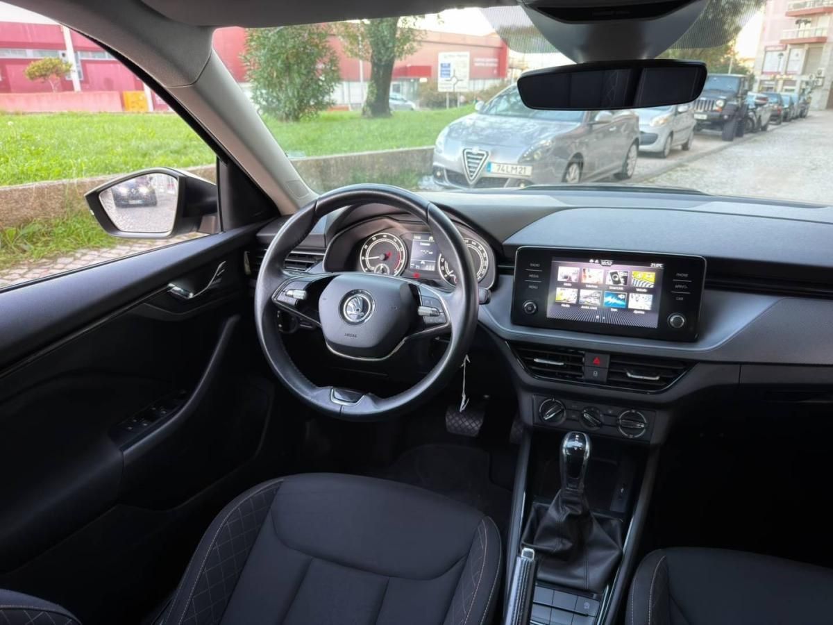 skoda-kamiq-2023-gasolina-999cc