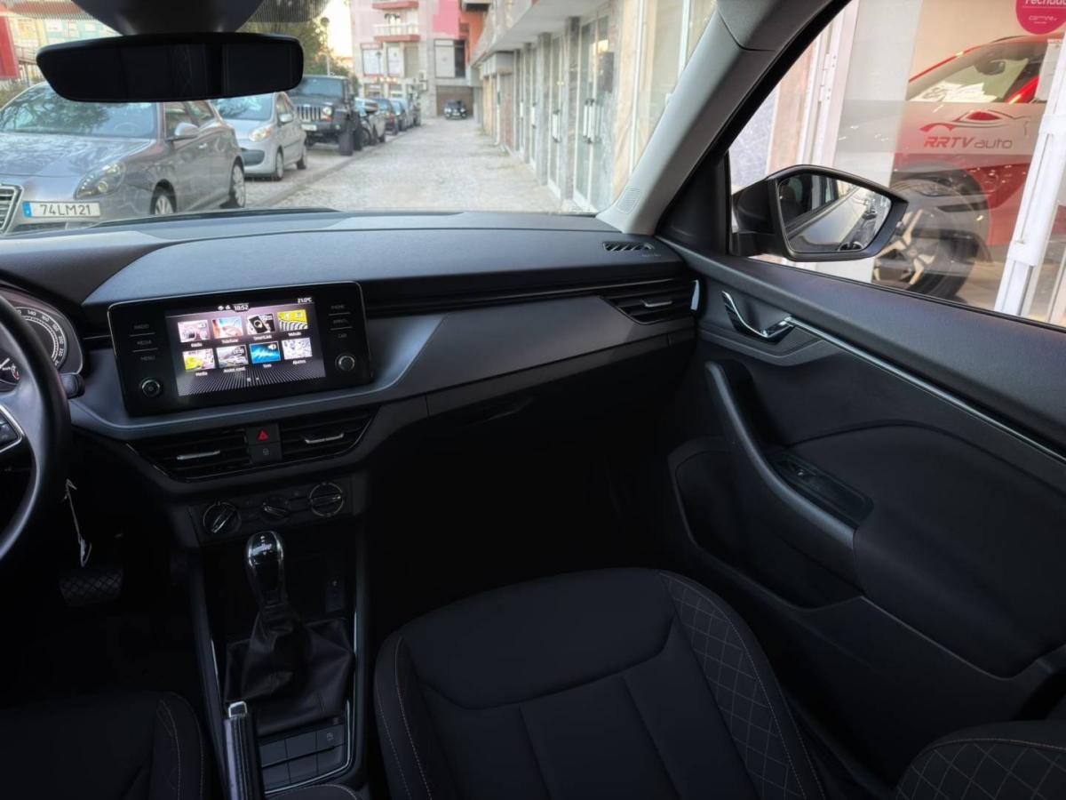 skoda-kamiq-2023-gasolina-999cc